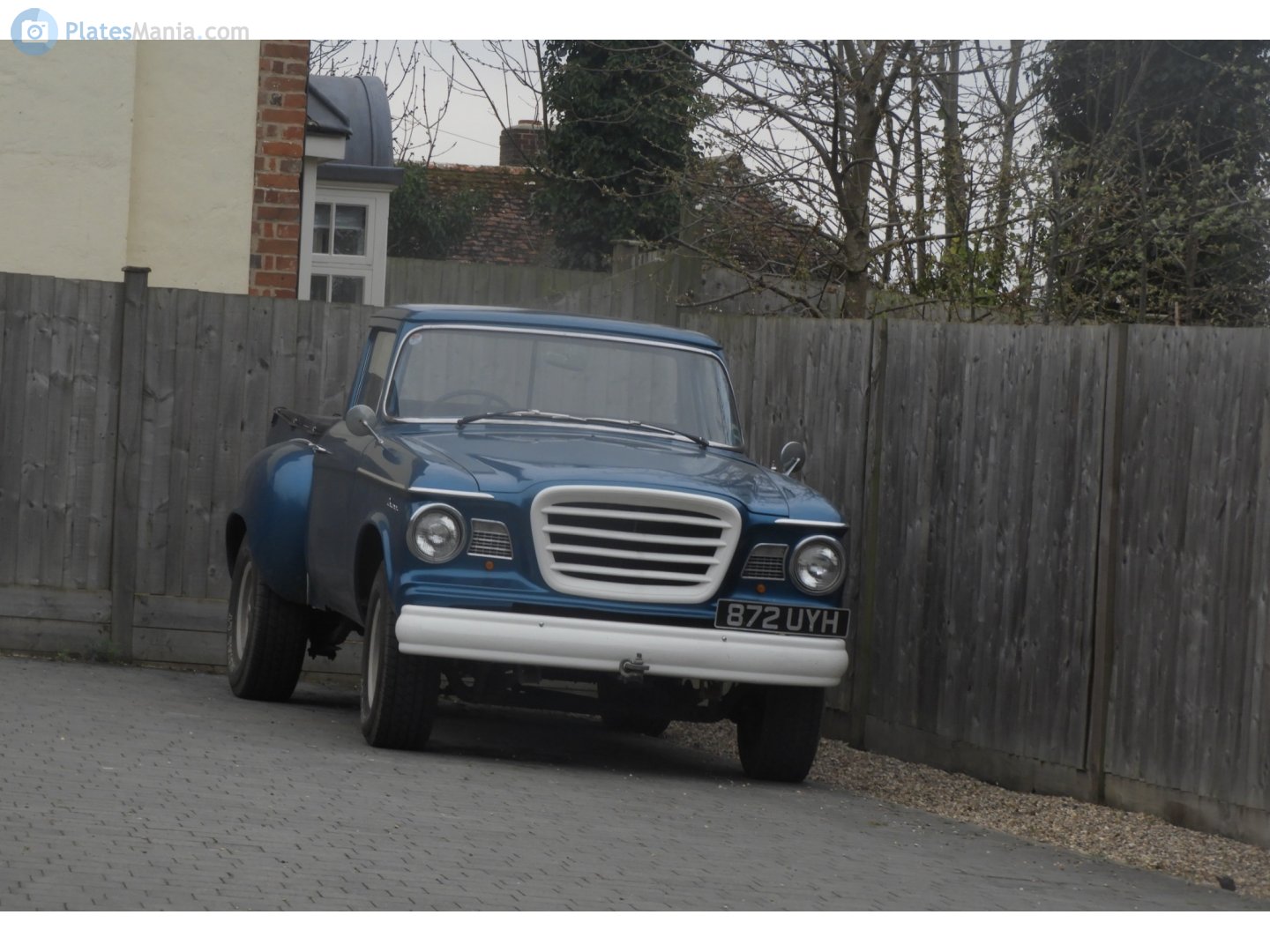 872UYH, Studebaker Champ 