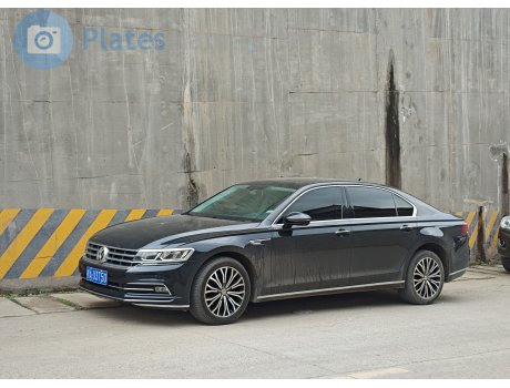 桂A·U3T50, Volkswagen Phideon