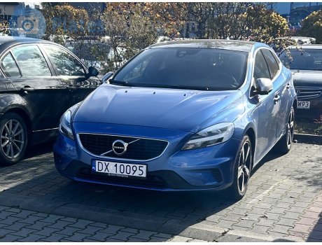 DX 10095, Volvo V40