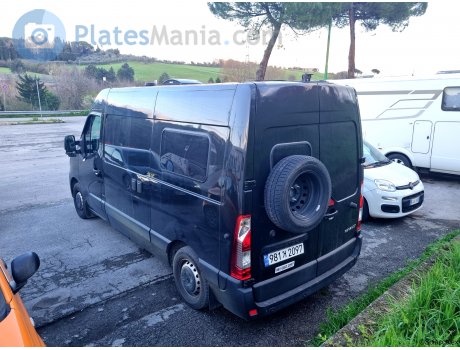 981거 2097, Renault Master