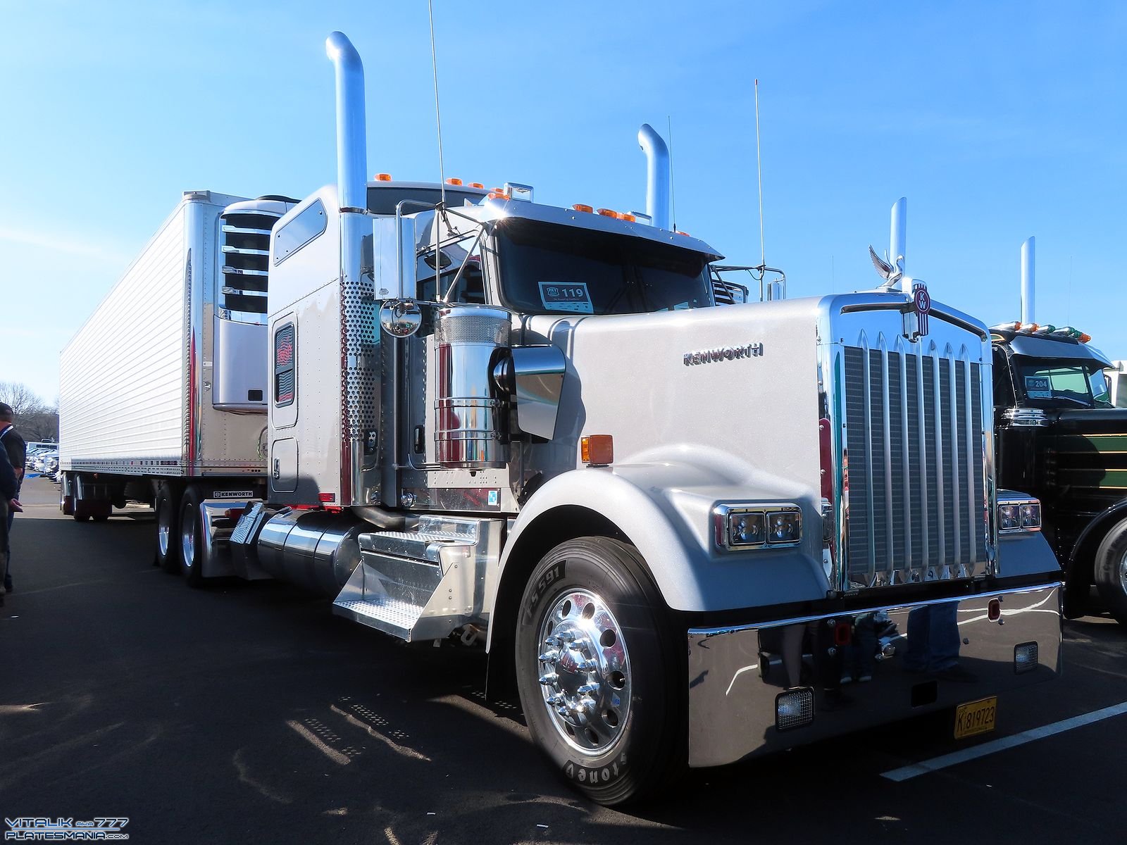 K 819723, Kenworth W900 