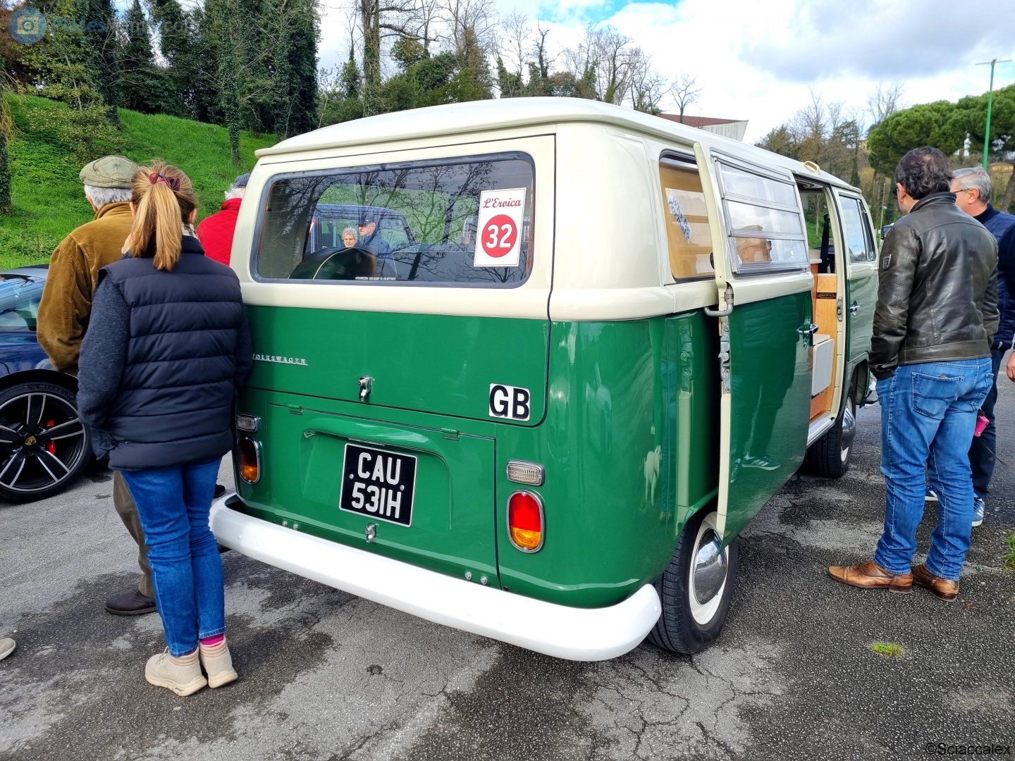 CAU531H, Volkswagen Kombi 2nd gen Bus/Kombi Van (T2a), 1967–1972