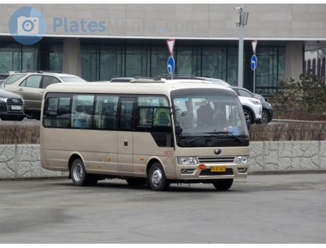 黑G·B7407, Yutong ZK6729