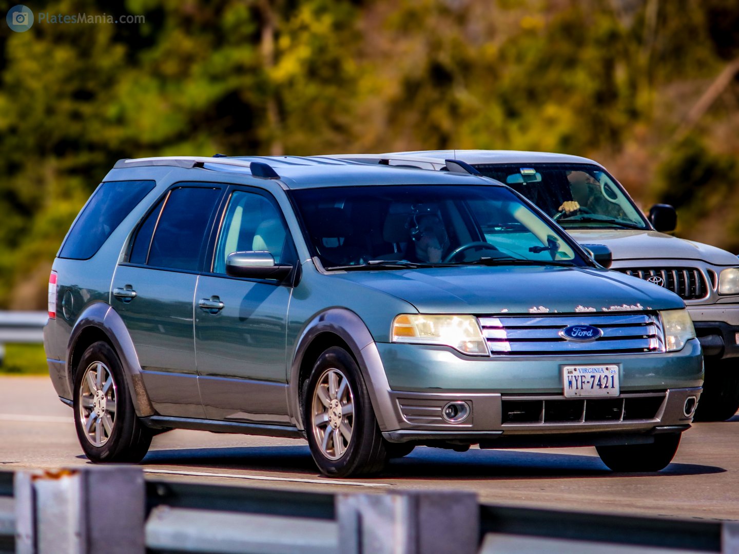 WYF-7421, Ford Taurus X 1st gen (D219), facelift, 2008–2009