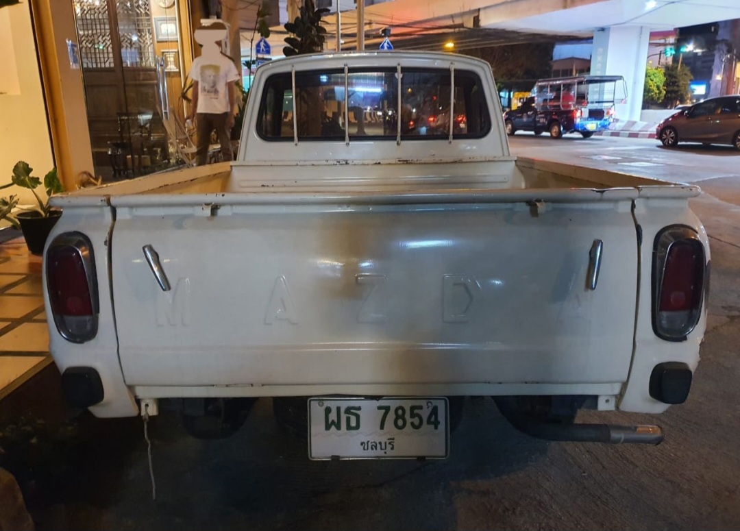 ผธ 7854, Mazda Familia 2nd gen Pickup (FA), 1967–1991