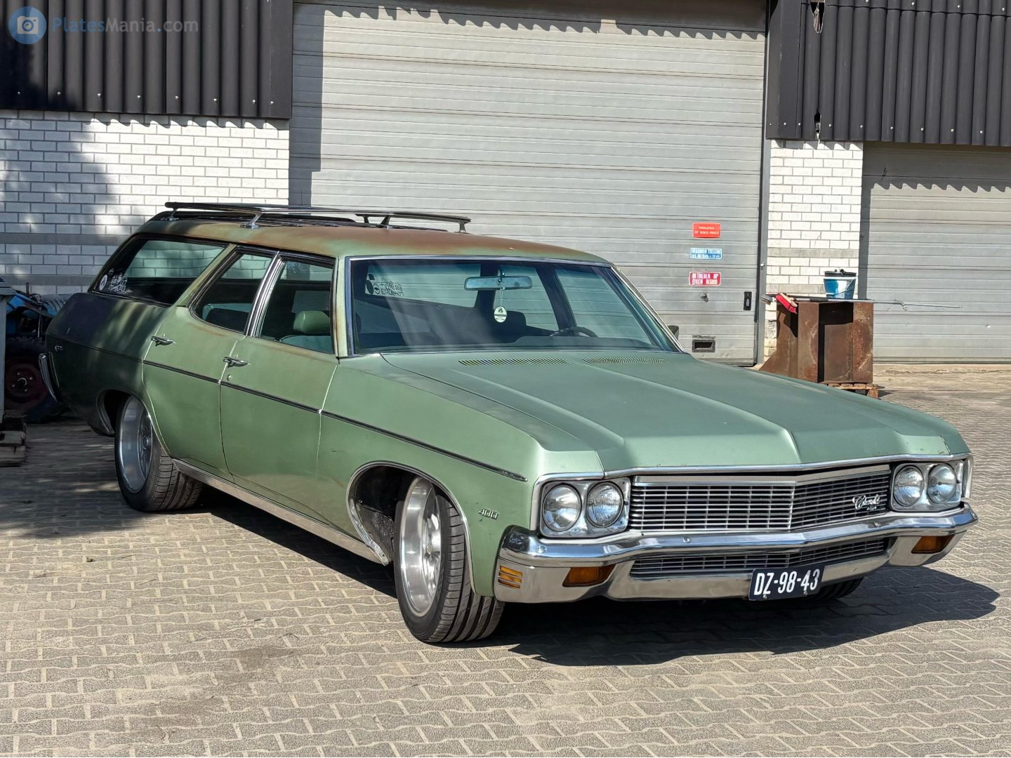 DZ-98-43, Chevrolet Kingswood 2nd gen 1971 (36/46; B-body), 2nd facelift, 1970–1971