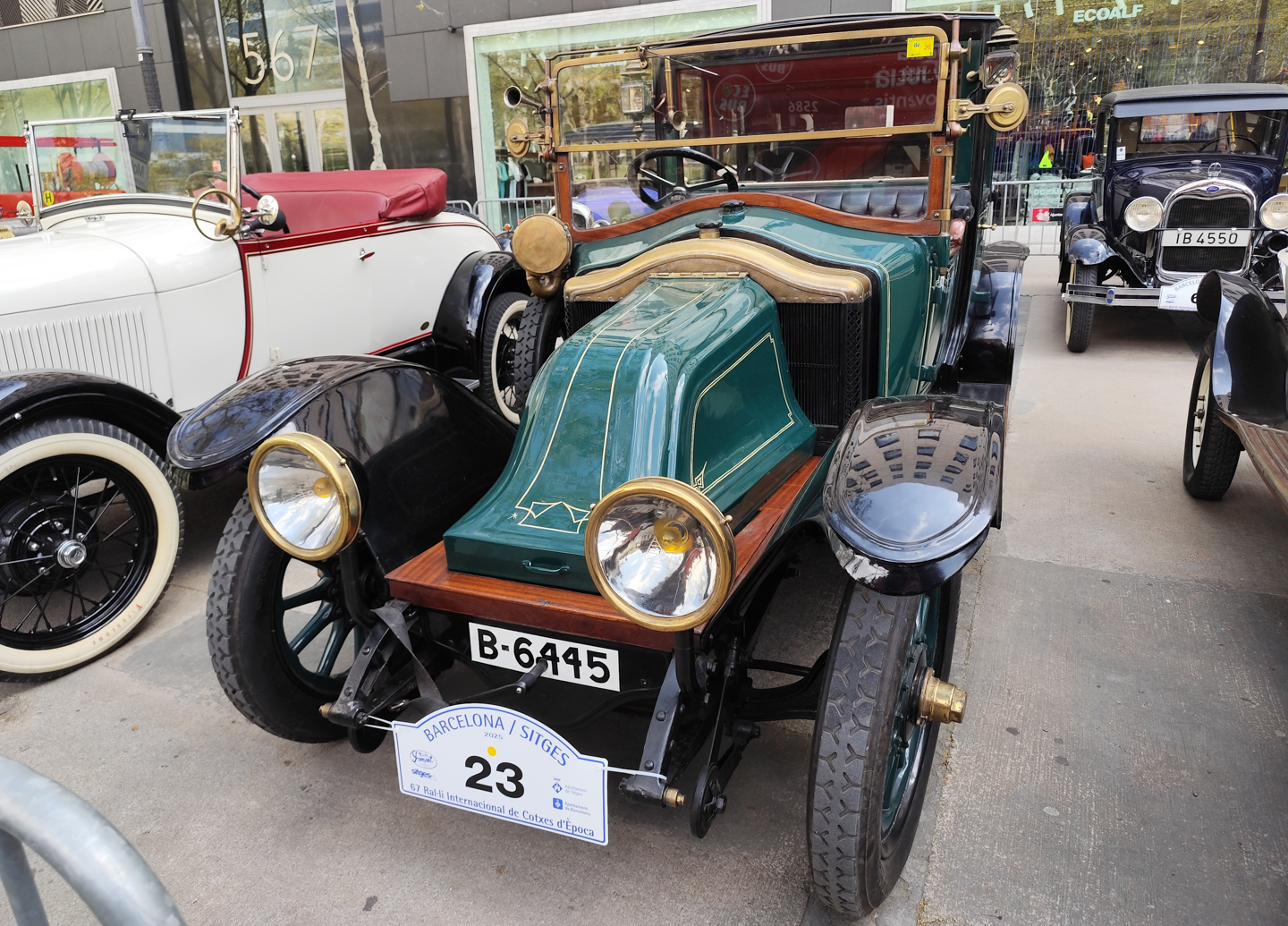 B-6445, Renault Type EF 