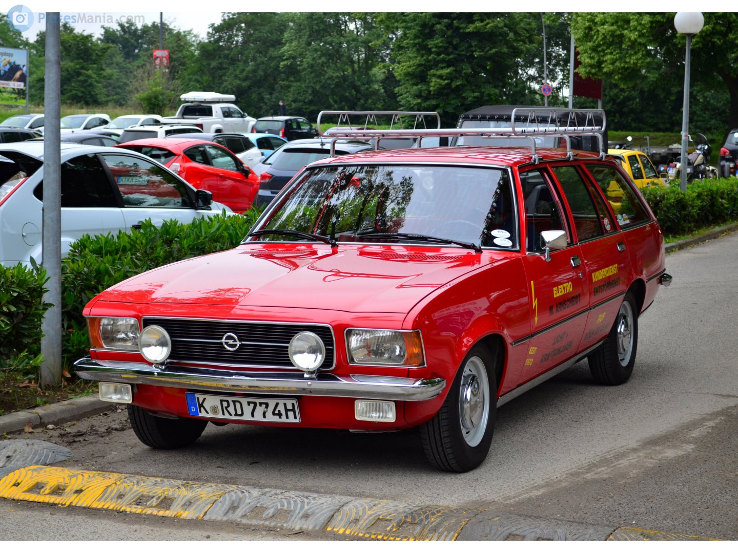 K RD 774 H, Opel Rekord 4th gen 5-door Caravan (D), 1972–1977
