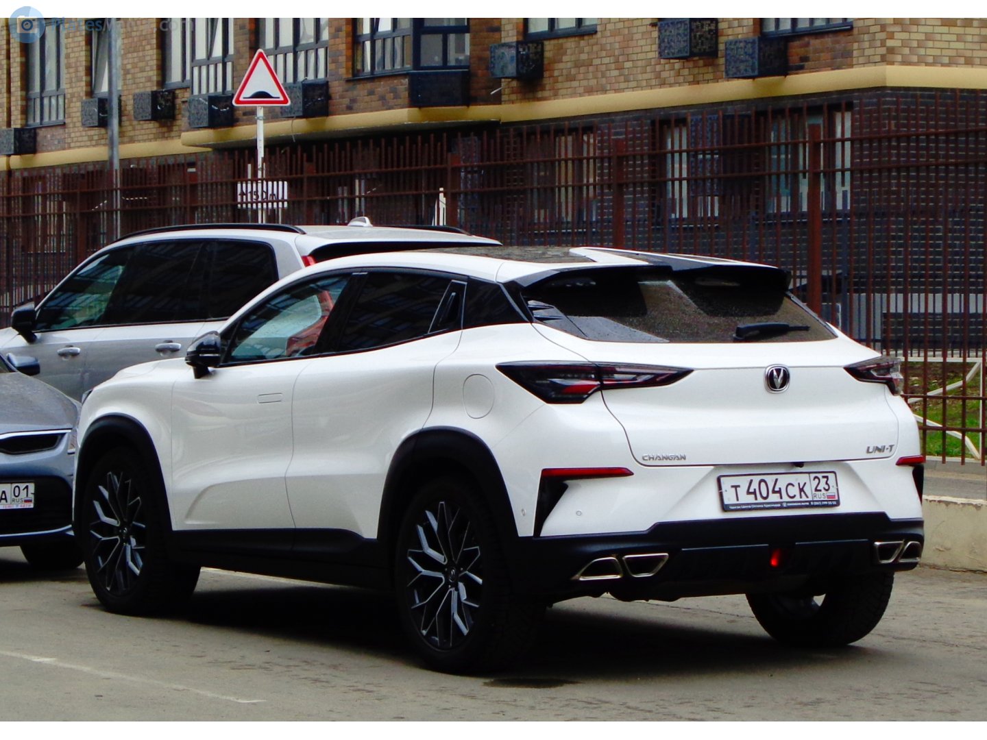 т 404 ск 23, Changan (Chana) UNI-T 