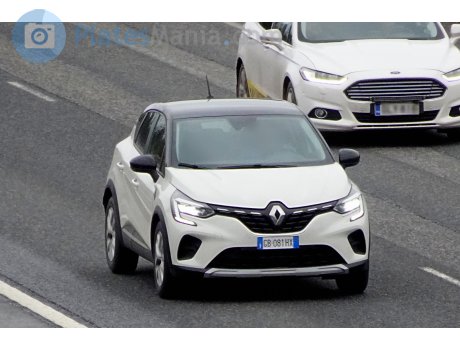 GB 081 HX, Renault Captur