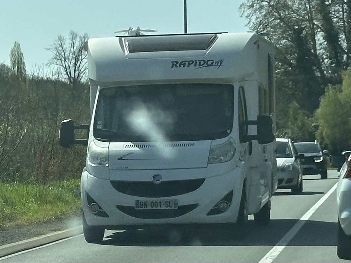 BN-001-SL, Rapido C-Series 