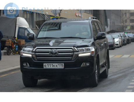 е111кх178, Toyota Land Cruiser