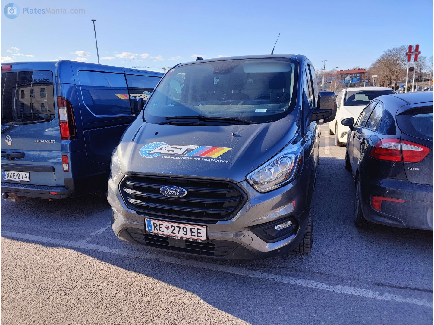 RE 279 EE, Ford Transit Custom 