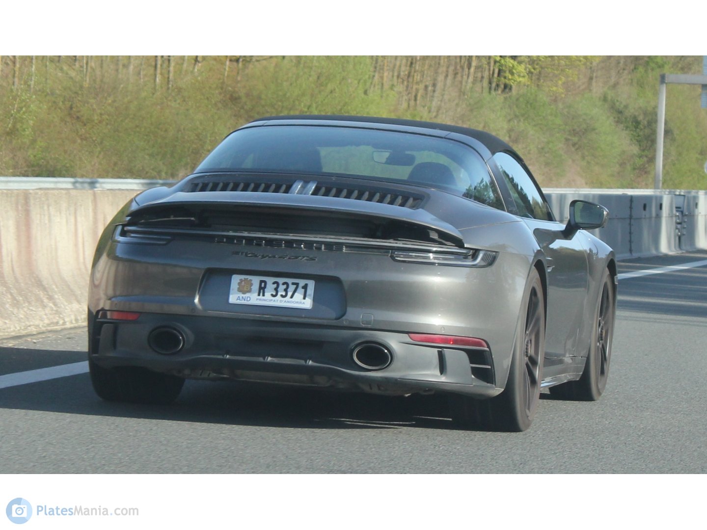 R 3371, Porsche 911 8th gen Targa (992.1), 2020–2024