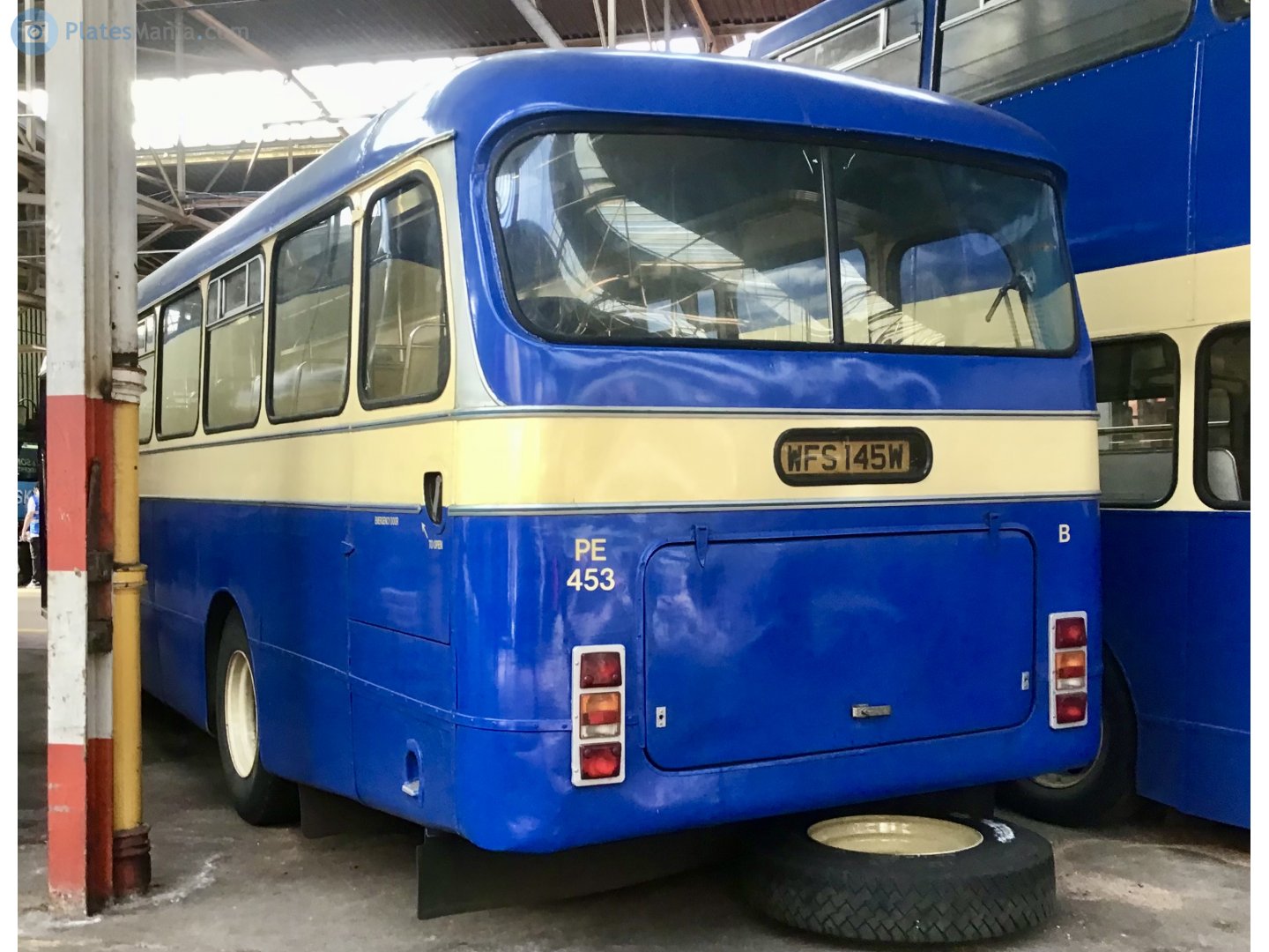 WFS145W, Leyland Leopard 