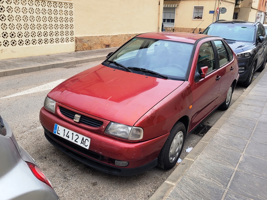 L 1412 AC, SEAT Córdoba 1st gen Sedan (6K1), 1993–1999