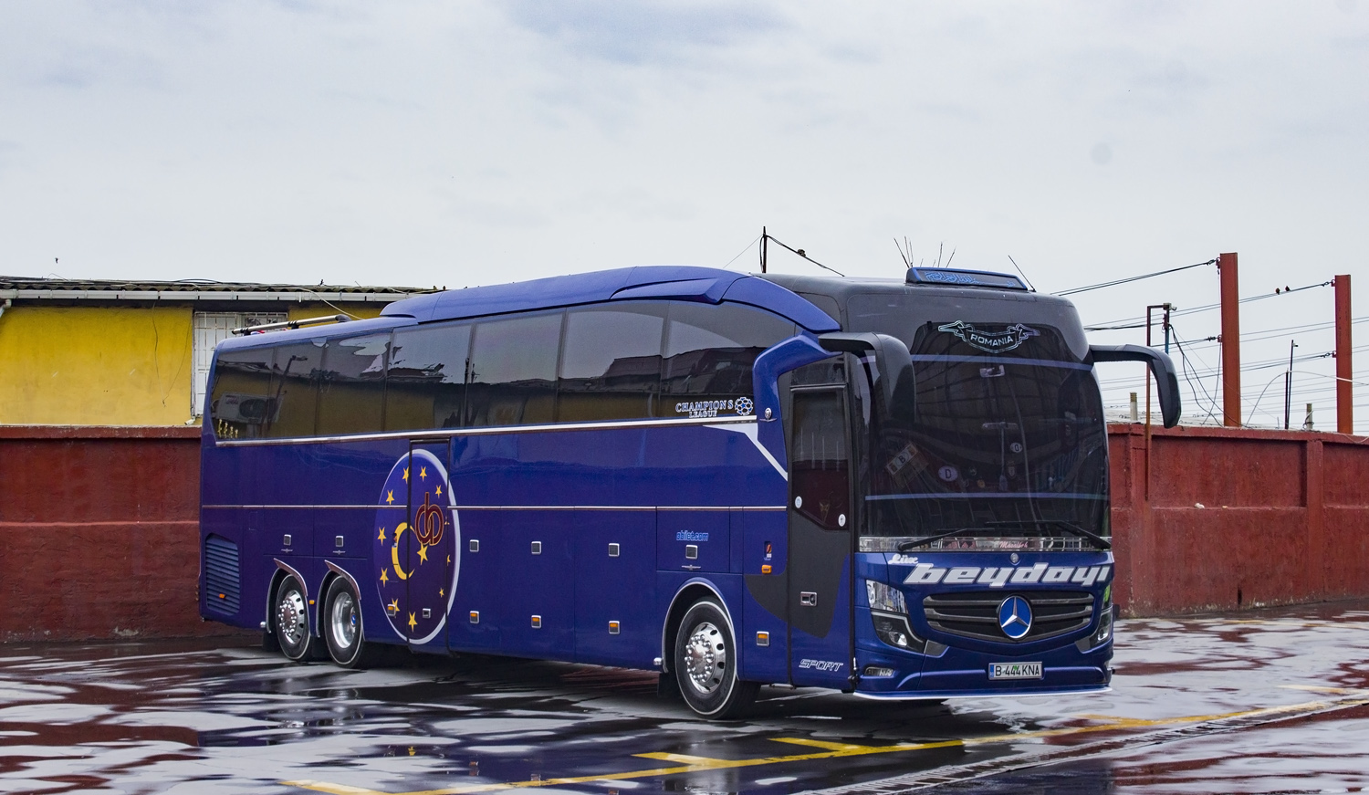 B 444 KNA, Mercedes-Benz Travego 3rd gen (SHD; TR-market), 2017–