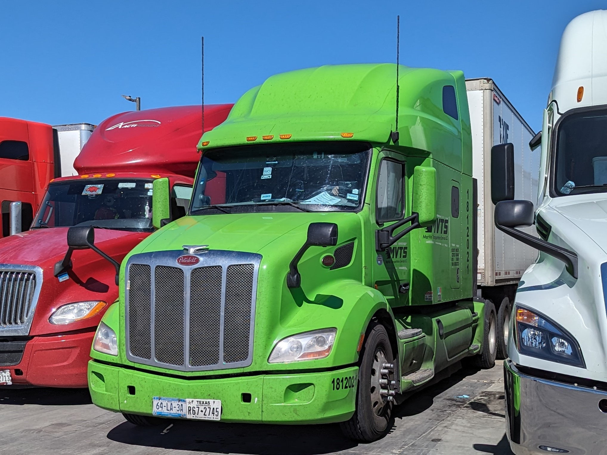 64-LA-3A, Peterbilt 579 1st gen, 2012–2022