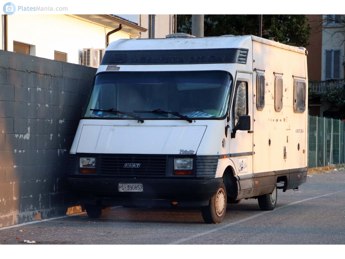 PS 390857, Mobilvetta Yacht 