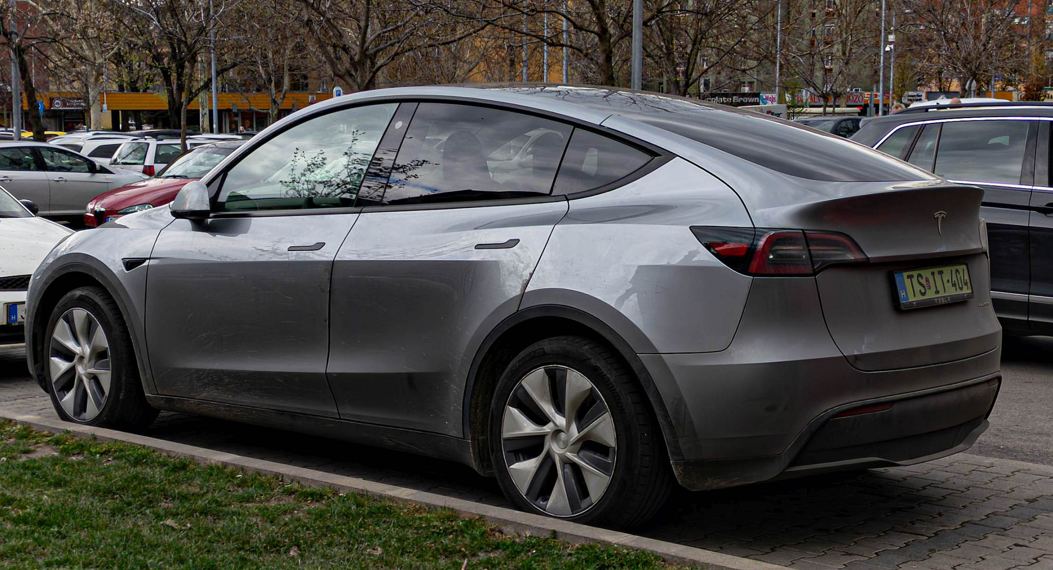 TS IT-404, Tesla Model Y 1st gen (5YJY), 2020–2025