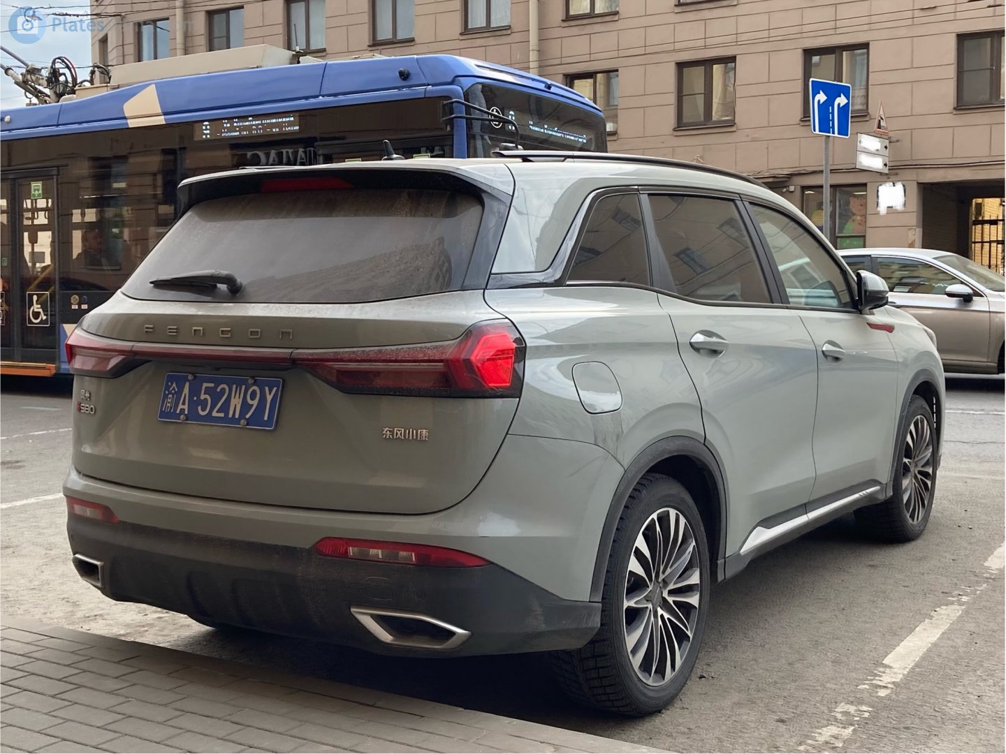 渝A·52W9Y, DFSK (Fengon/Glory) 600/E5 