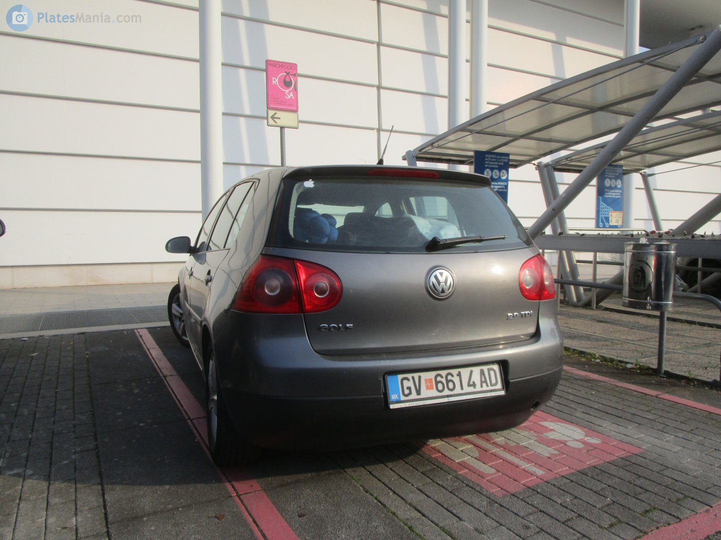 GV 6614 AD, Volkswagen Golf 5th gen 5-door Hatch (1K1), 2003–2008
