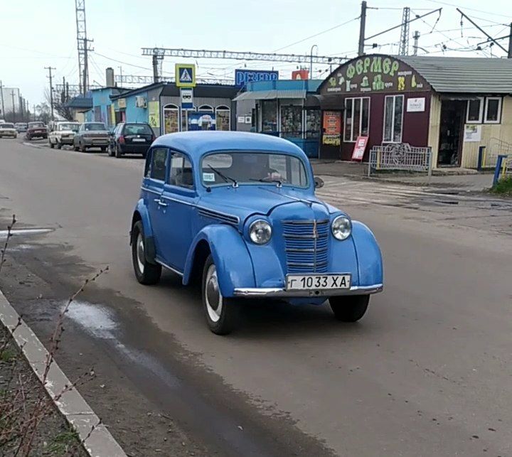 г 1033 ХА, Moskvich (AZLK) 400/401 401-420 Sedan, 1954–1956
