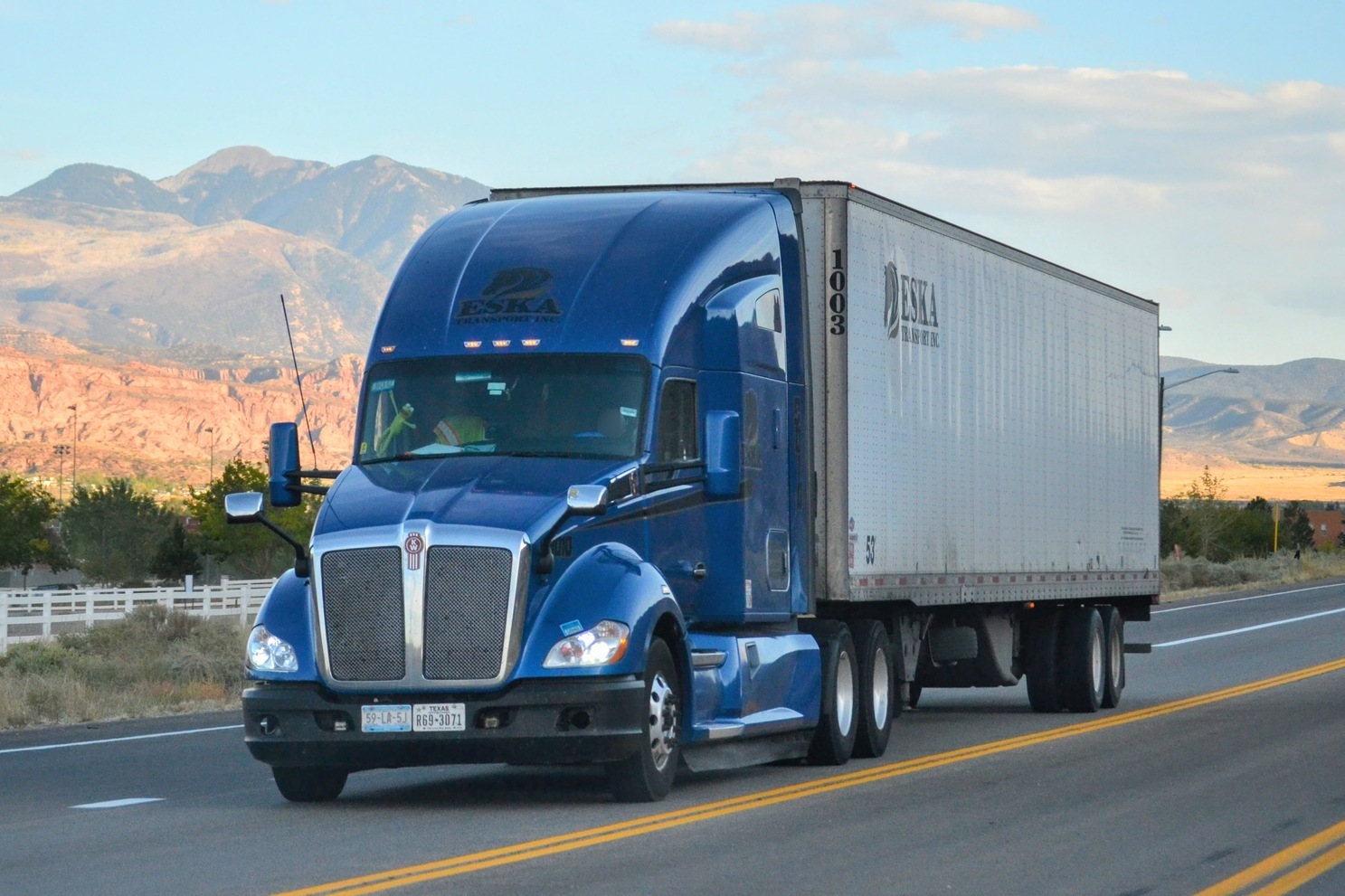 R69-3071, Kenworth T680 1st gen, 2013–2022