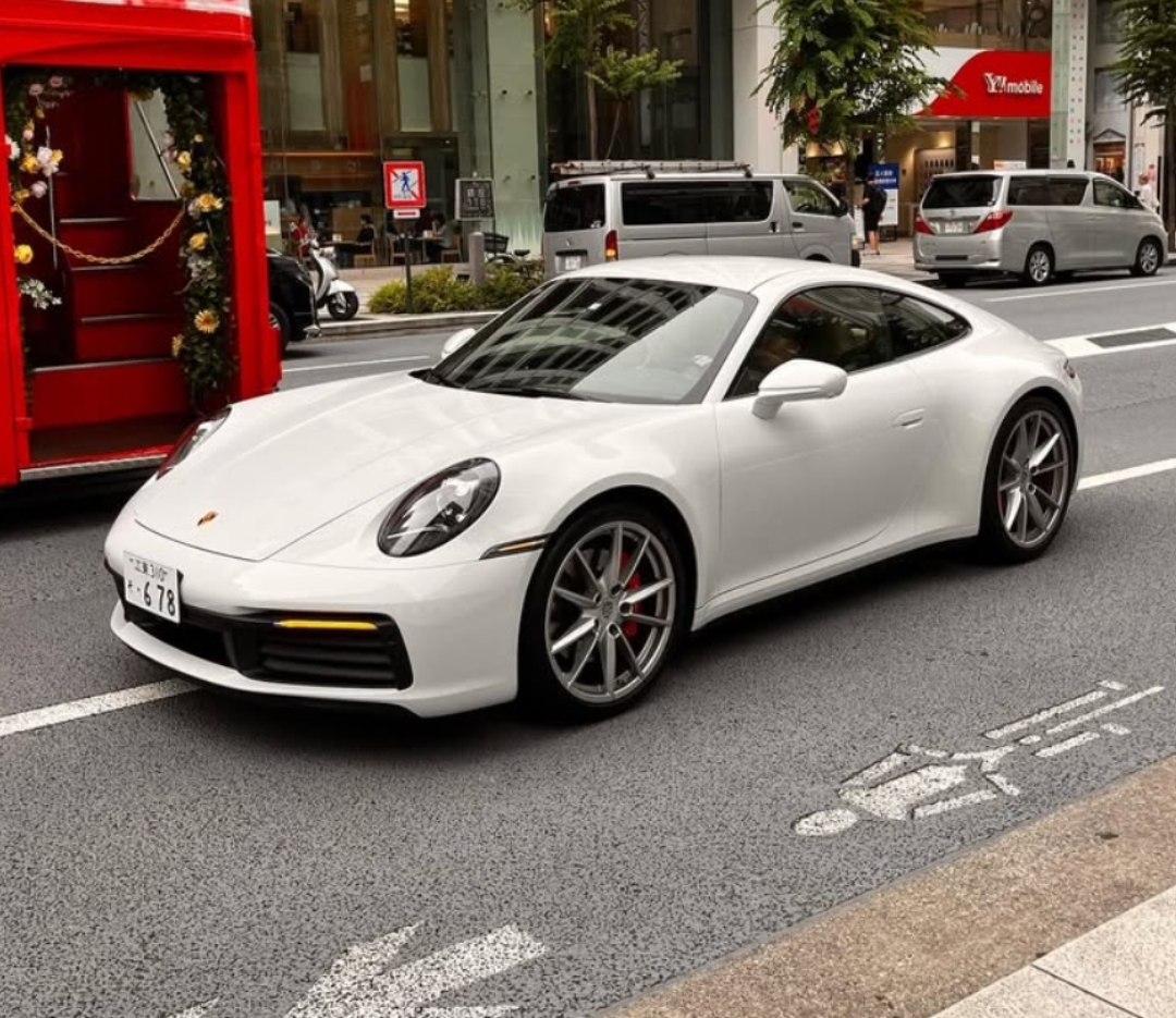 江東 310 さ 678, Porsche 911 8th gen Coupé (992.1), 2019–2025