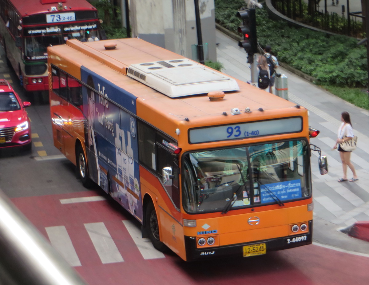 12-5245, Thonburi Bus Body Hino RU1J 
