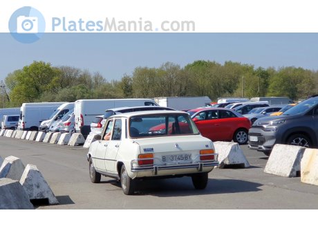 B 3745 BY, Renault Siete
