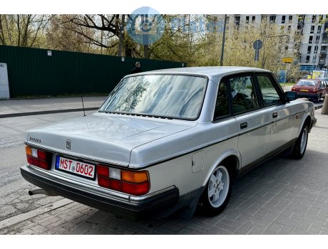 MST 0602, Volvo 240-Series