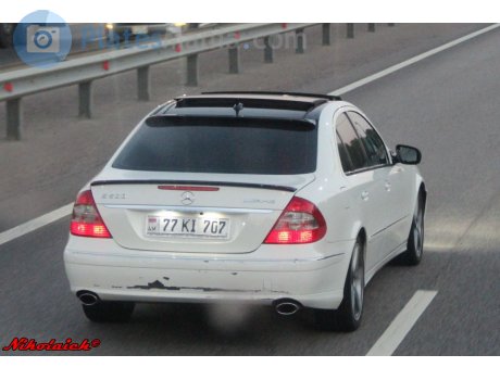 77 KI 707, Mercedes-Benz E-Klasse