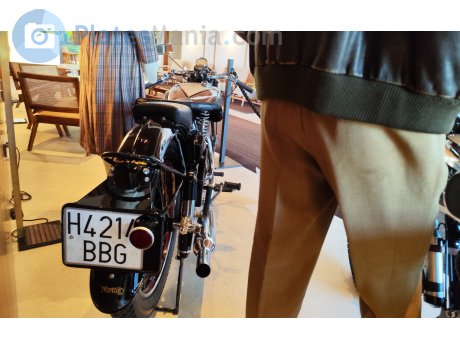 H 4214 BBG, Norton ES2