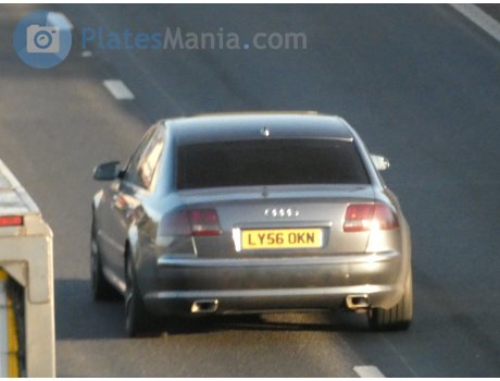 LY56 OKN, Audi A8