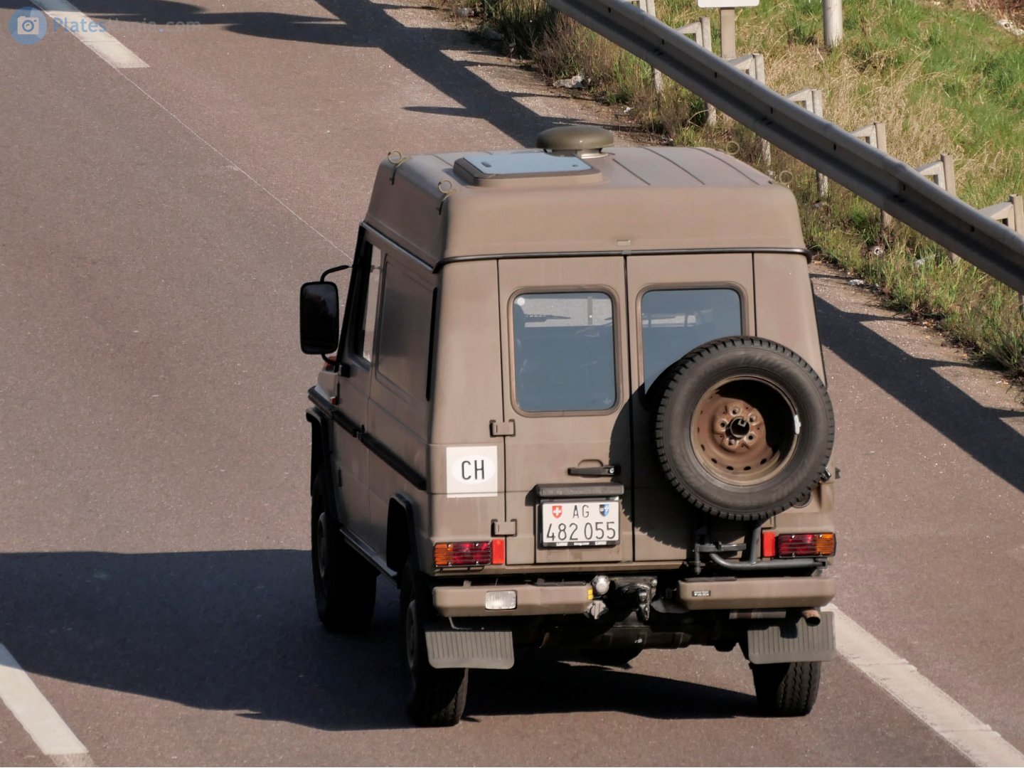 AG 482055, Steyr Daimler-Puch G-Klasse 3-door Van (W460/W461), 1979–2000