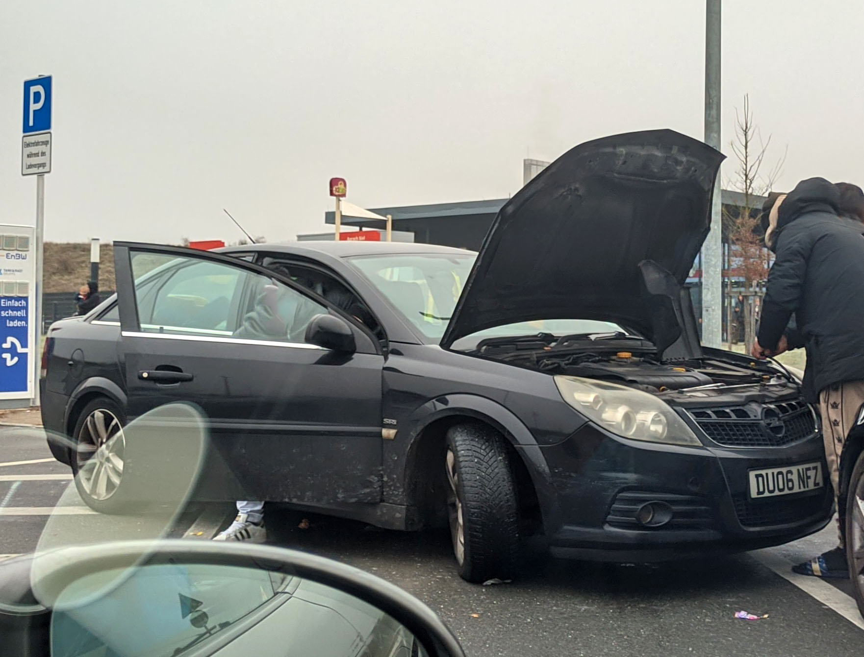 DU06NFZ, Vauxhall Vectra 2nd gen Sedan (C; Z02), facelift, 2005–2008