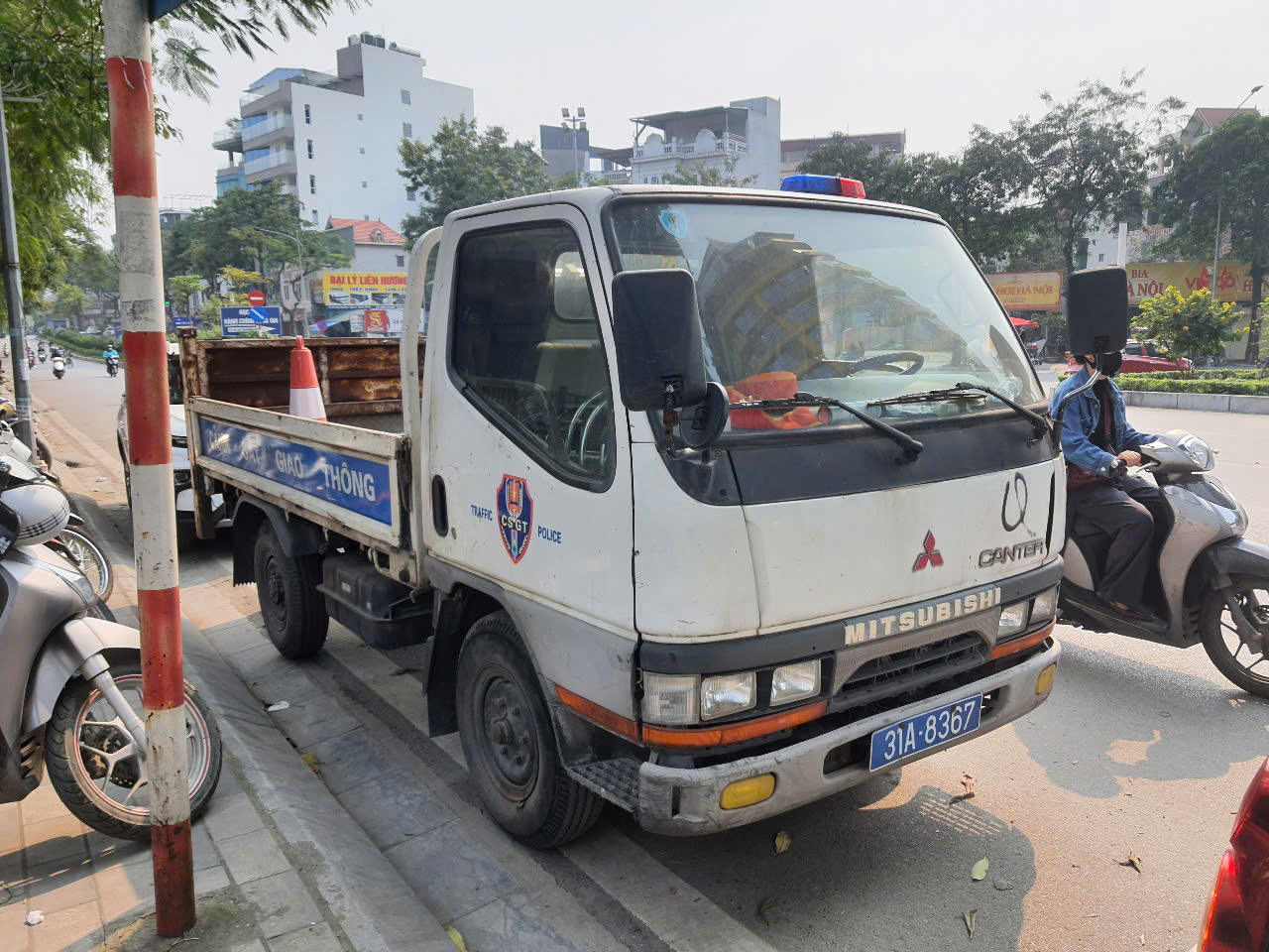 31A-8367, Mitsubishi Canter 6th gen (FE5/FE6), 1993–2010