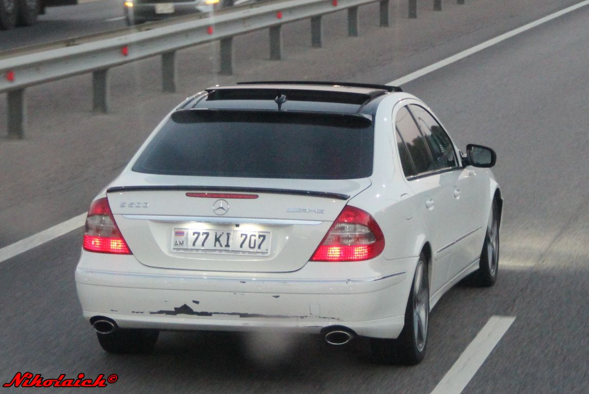 77 KI 707, Mercedes-Benz E-Klasse 3rd gen Sedan (W211), 2002­–2009