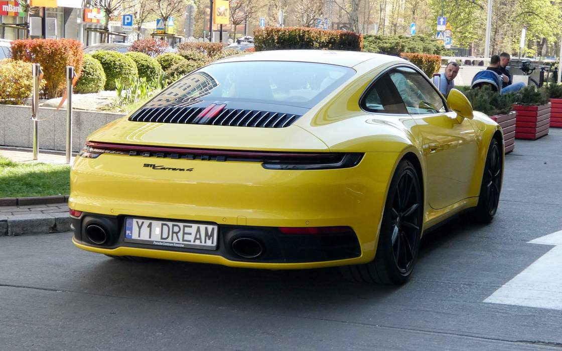Y1 DREAM, Porsche 911 8th gen Coupé (992.1), 2019–2025