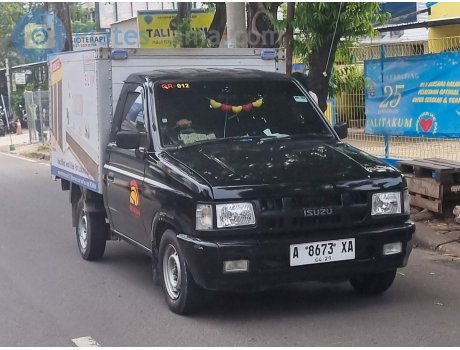 A 8673 XA, Isuzu Panther