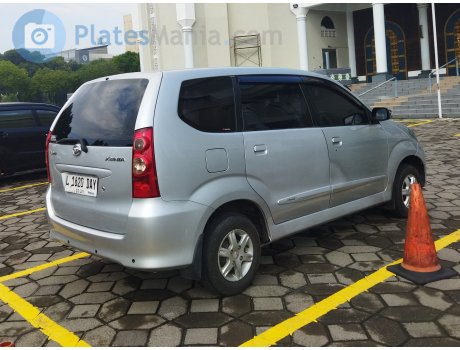 L 1620 DAY, Daihatsu Xenia