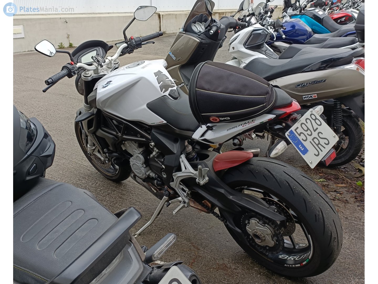 5928 JRS, MV Agusta Brutale 3rd gen, 2011–