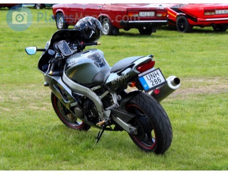 UNH-286, Kawasaki Ninja ZX-6R