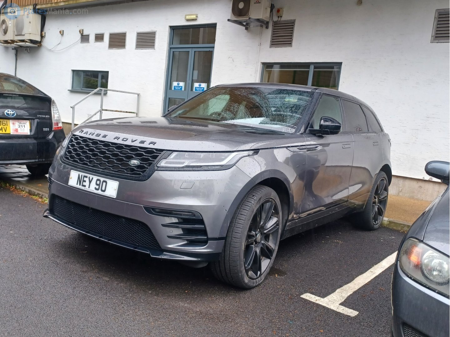 NEY90, Land Rover Range Rover Velar 1st gen (L560), 2017–