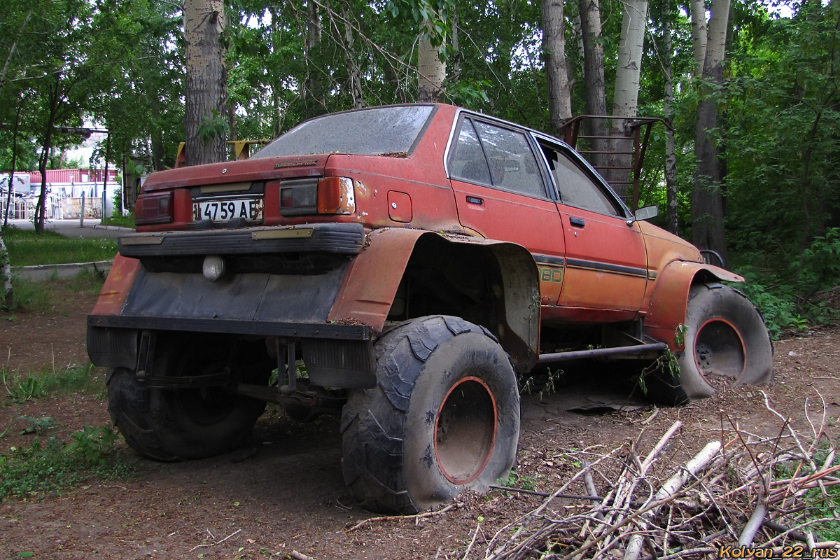 ц 4759 АБ, Nissan Sunny 5th gen 4-door Sedan (B11), 1981–1985 (–1996 for others)