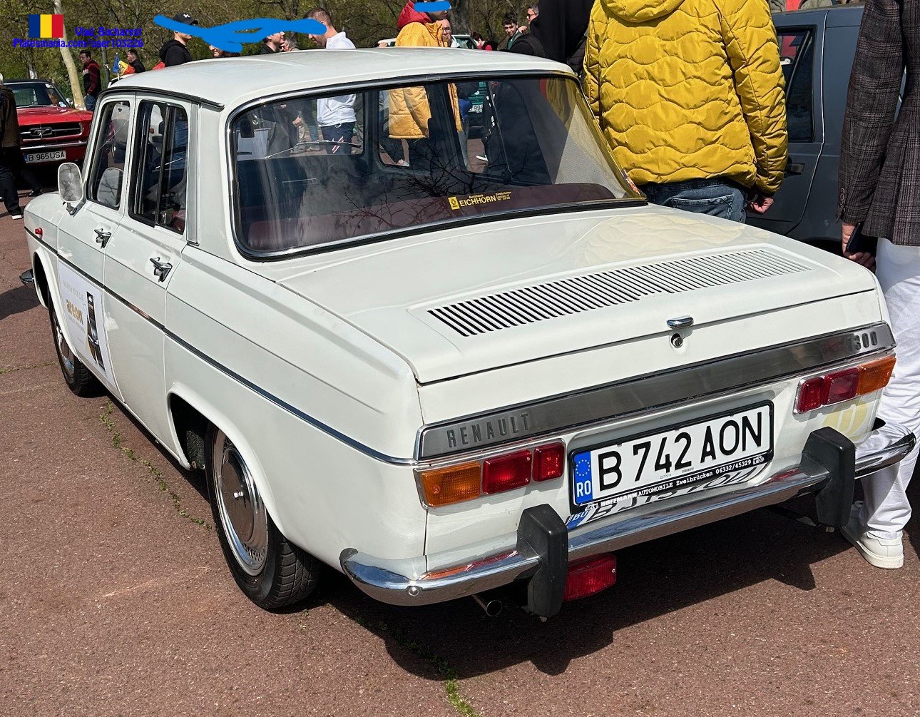 B 742 AON, Renault 10 1st gen Sedan (119), 1965–1967