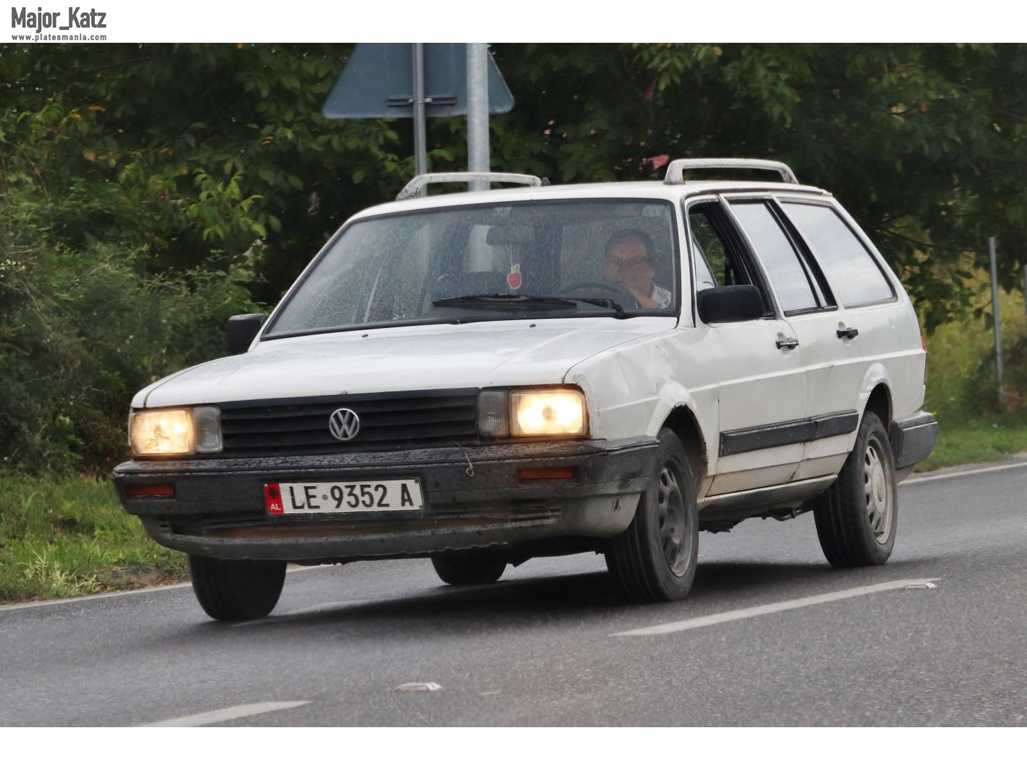 LE 9352 A, Volkswagen Passat 2nd gen Variant (B2; 33B), 1981–1988
