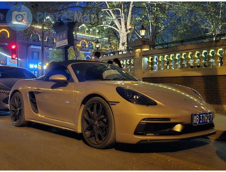 津B·37H27, Porsche Boxster