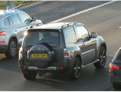 DG66 GKN, Mitsubishi Shogun